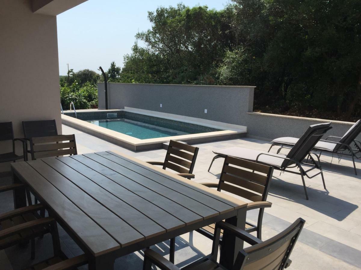 Holiday house Veli vrh Pula Buitenkant foto